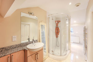 Photo 15- click for photo gallery